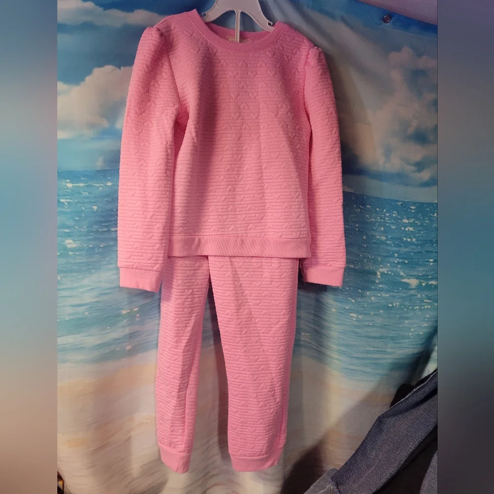 Between NWOT Girls Pink 2 PC Outfit With Heart Designs Size‎ 7
